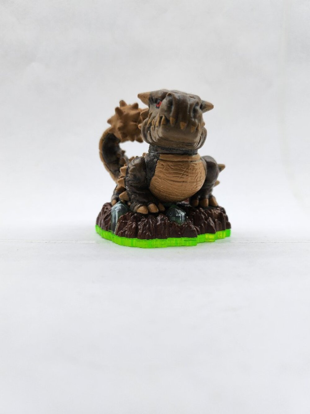 Bash Skylander - Picture 7 of 14